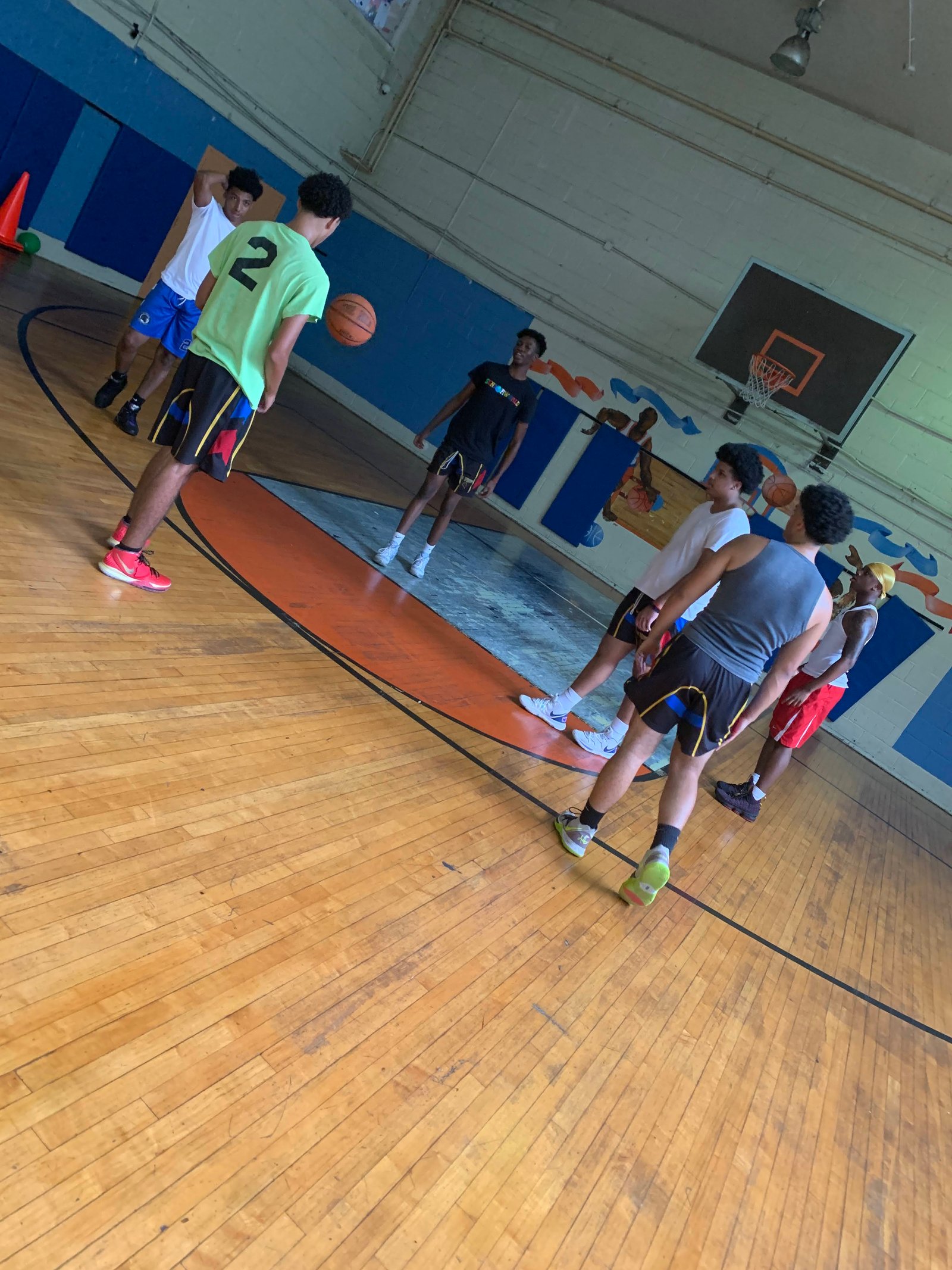 Basketball - 61903421407__D6E54916-8D66-4821-881C-B21DBF6FD58F